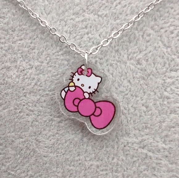 2/$10 Hello Kitty Pink Bow Necklace - Picture 1 of 4